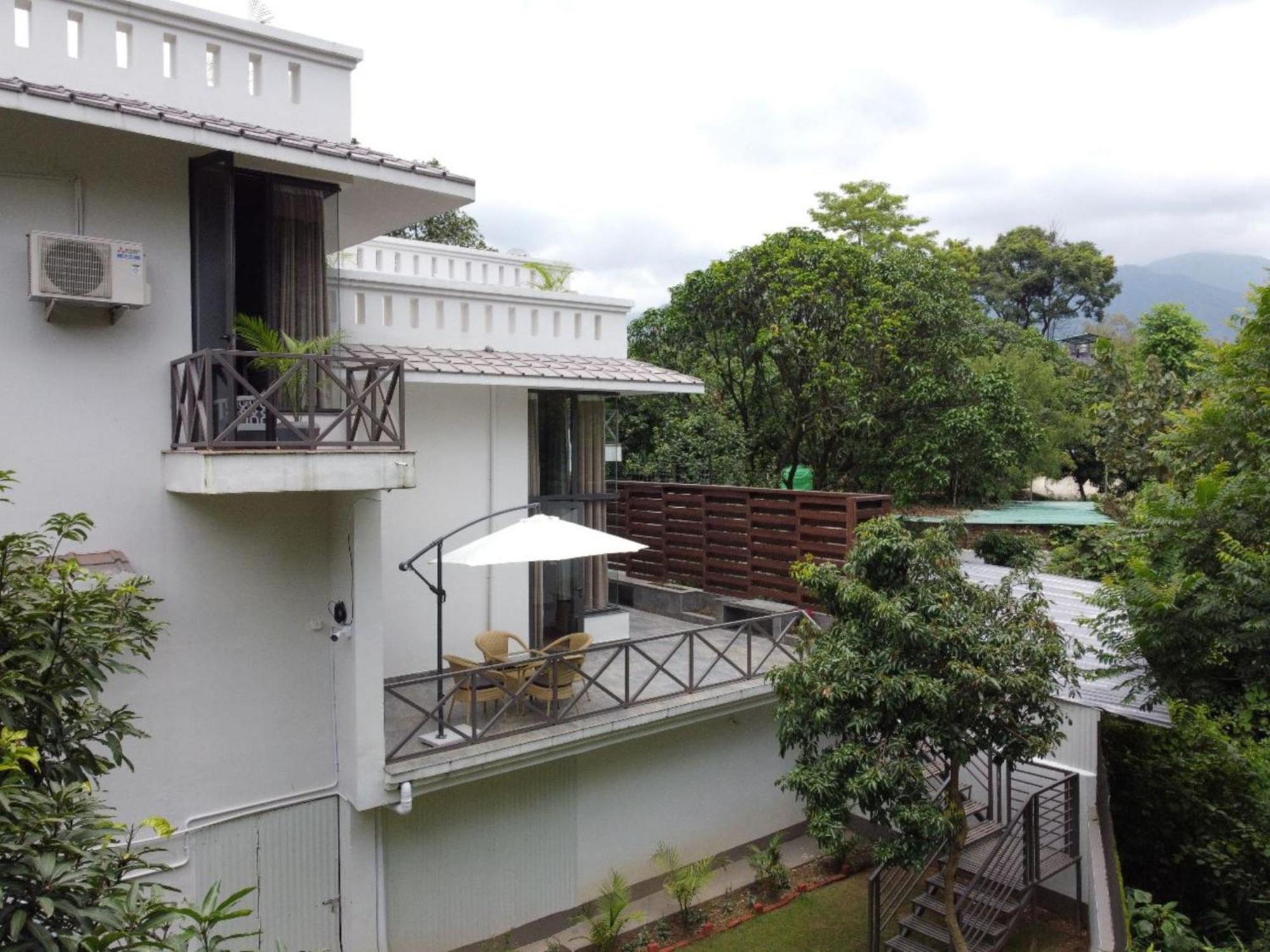 Villa Sierra Sky - Exquisite Elegant 4 Bedroom Villa 德拉敦 外观 照片